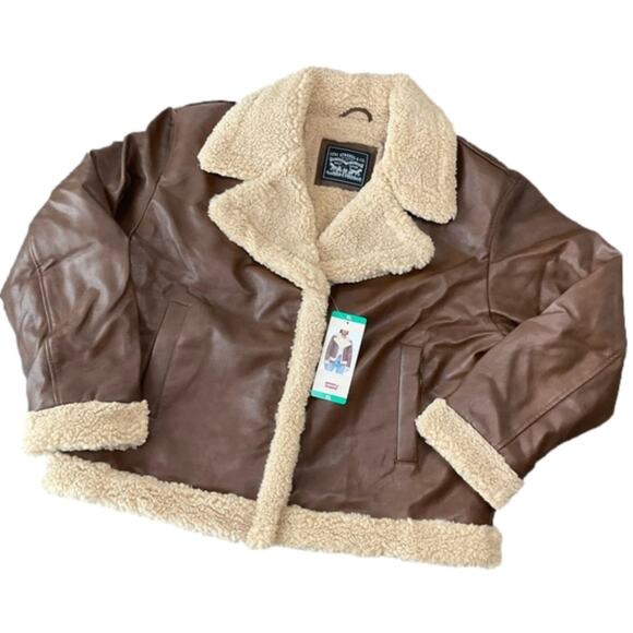 Levi's Women’s Leather Faux Jacket Sherpa Size XL NWT - Picture 1 of 11